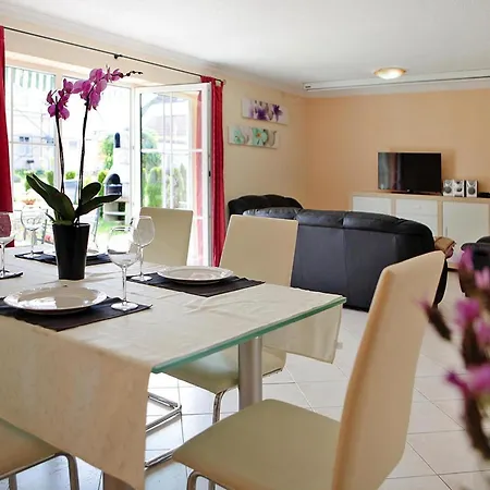 Ferienhaeuser Am Kummerower See, Verchen