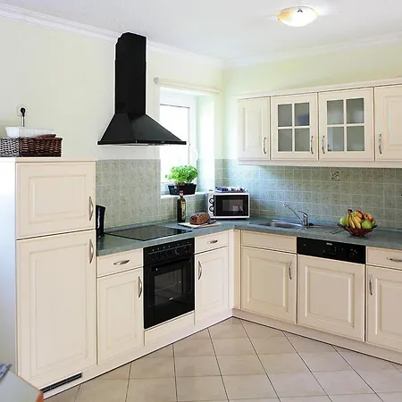 Ferienhaeuser Am Kummerower See, Дом отдыха