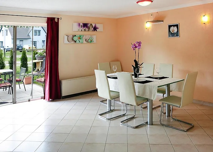 別荘 Ferienhaeuser Am Kummerower See, *